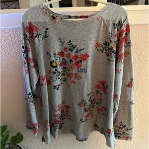 Loft Plus Size Top. 20/22. Gray with spring floral print.